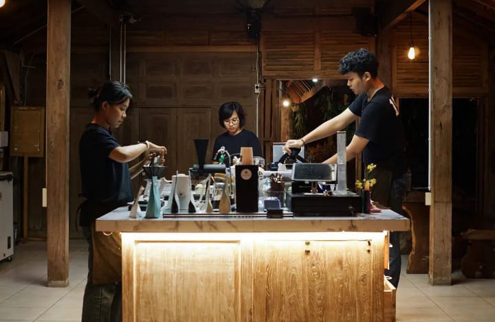 Wastusada Slow Bar Coffee: Kopi yang Mengundang Duduk Tenang
